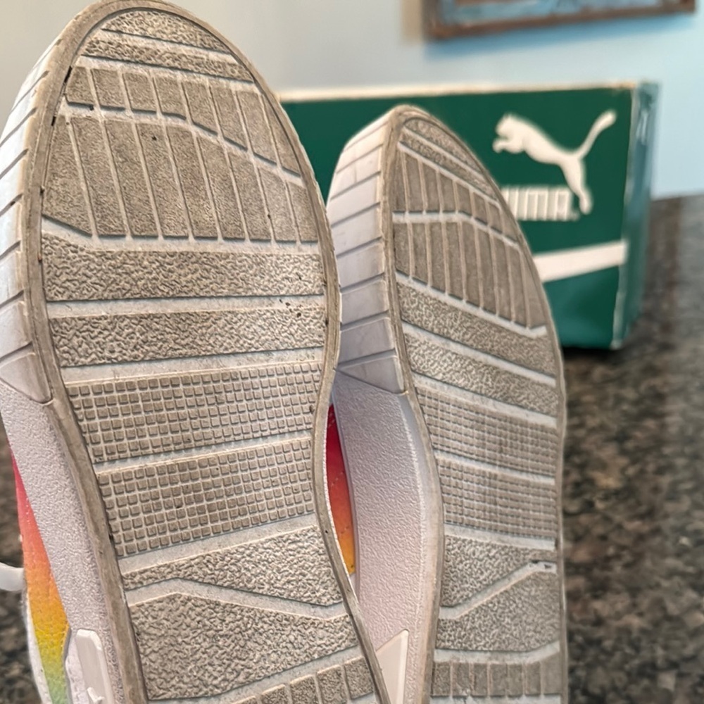 Puma call star rainbow White and Rainbow Sneakers with Platform Sole EUC 8.5 - Picture 13 of 14